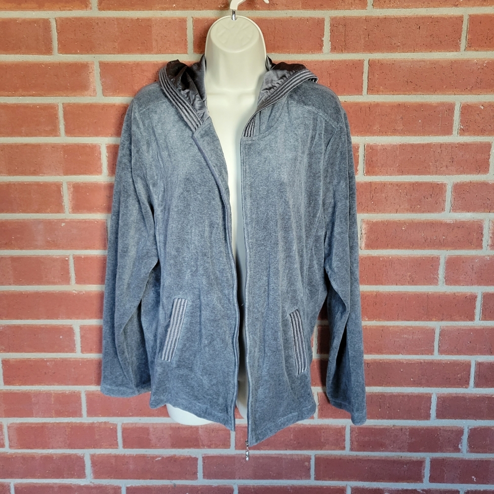 White Stag Gray Hooded Zip Front Jacket XL/1X 16-18.    #389